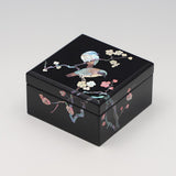 Lacquer Small Box (Raden)
