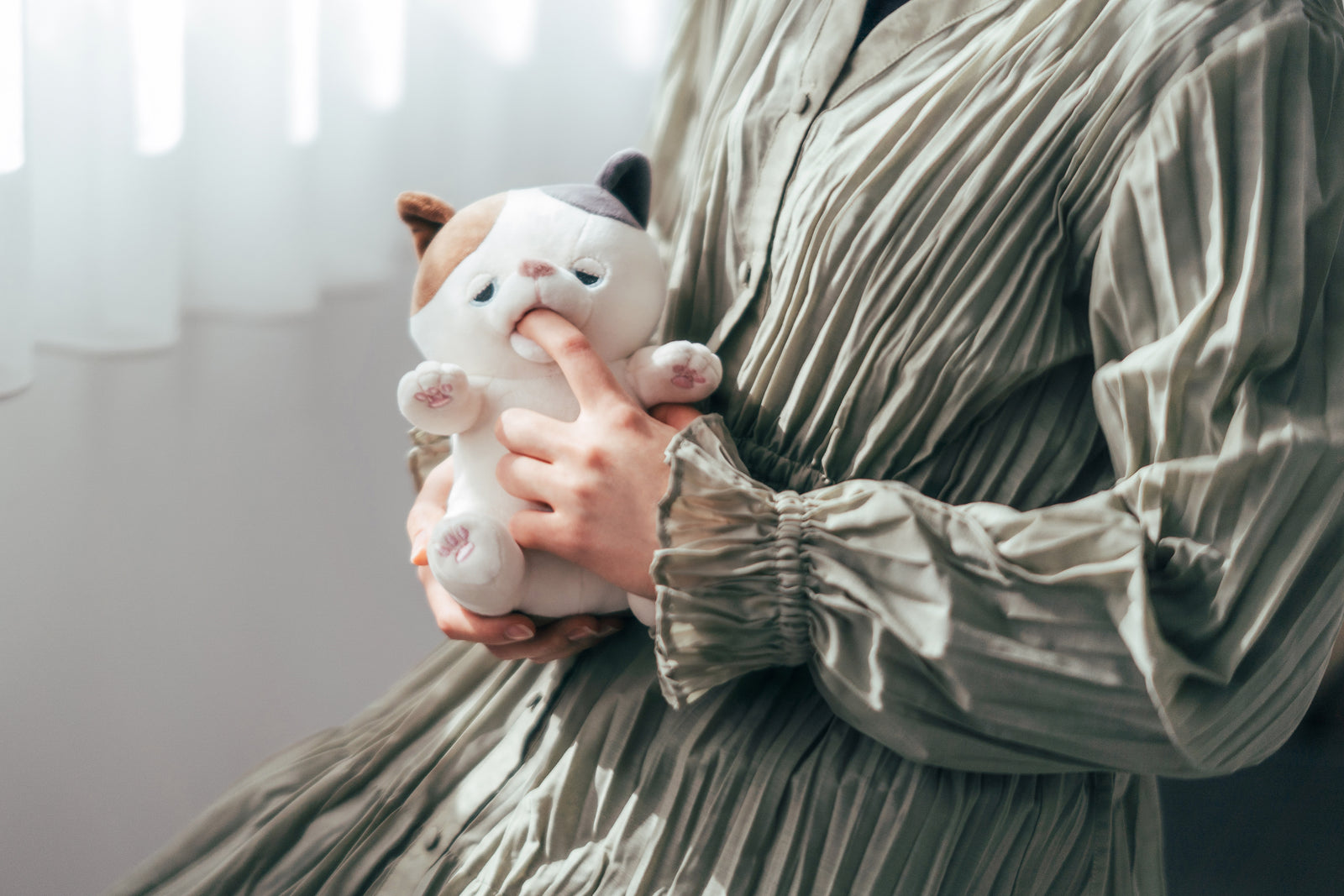 AMAGAMI HAM HAM YUZU / Calico Cat – WAZA NYC